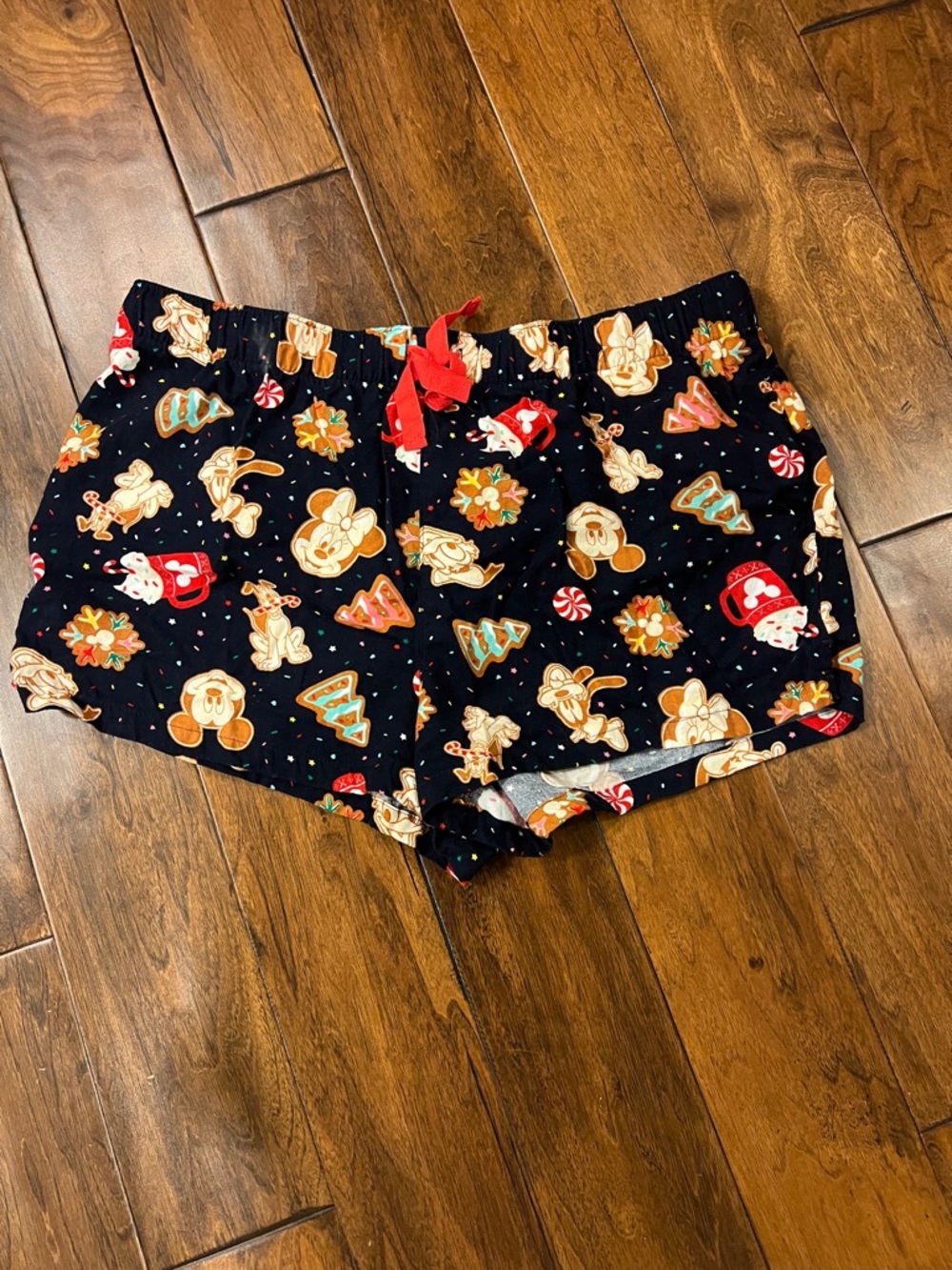 Old Navy Lounge Shorts with Holiday Print